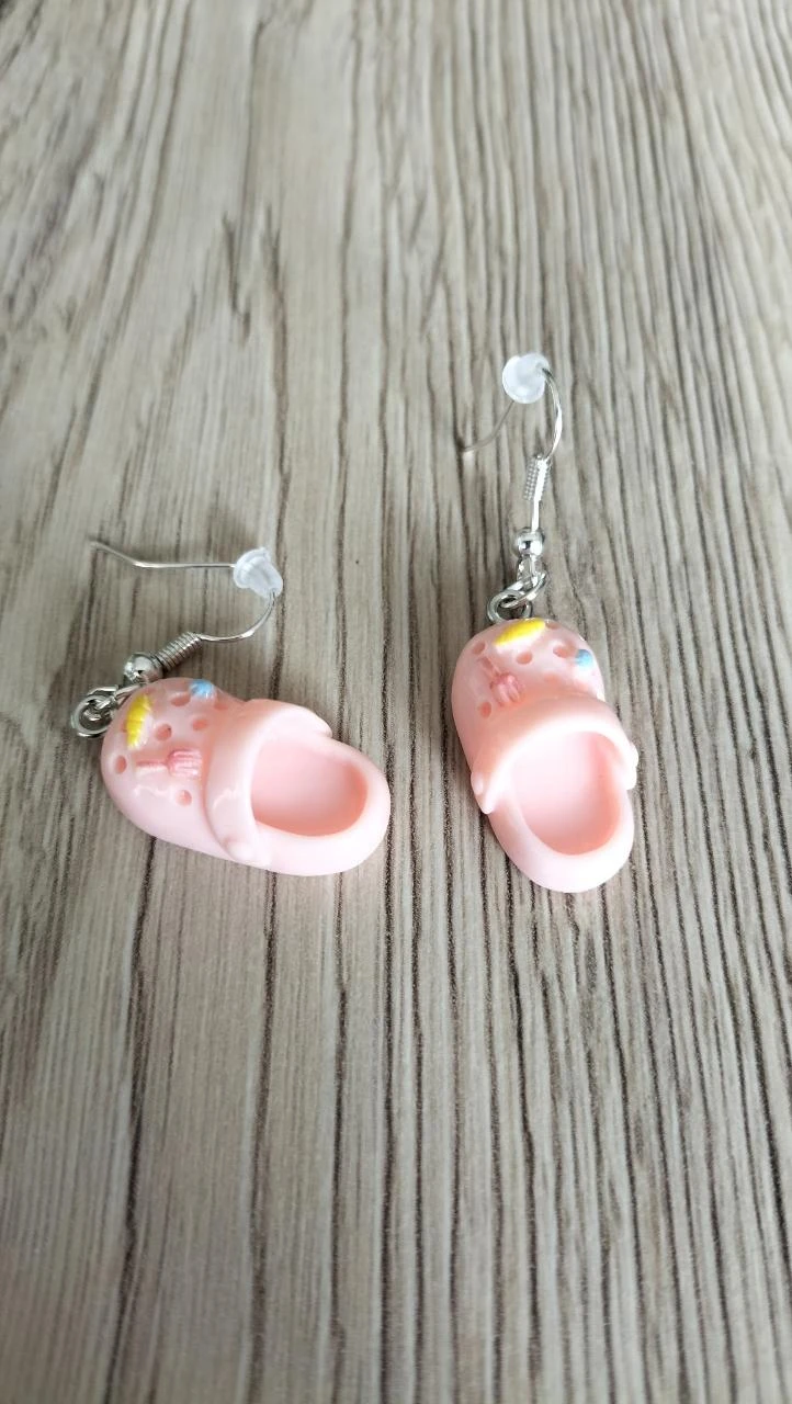 Boucles d'oreilles crocs sabots roses